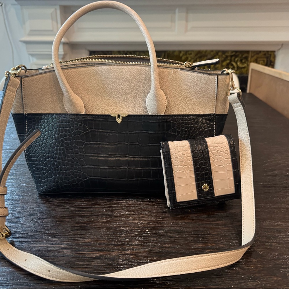 Elegant Black and Cream Women's Handbag